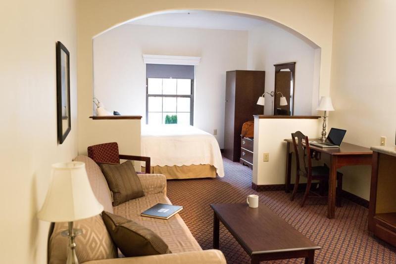 Super 8 By Wyndham High Point/Greensboro Dış mekan fotoğraf