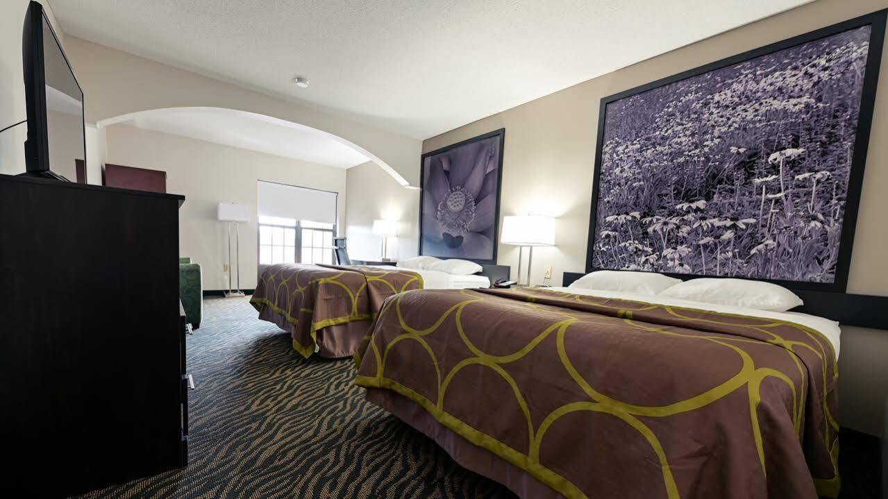 Super 8 By Wyndham High Point/Greensboro Dış mekan fotoğraf